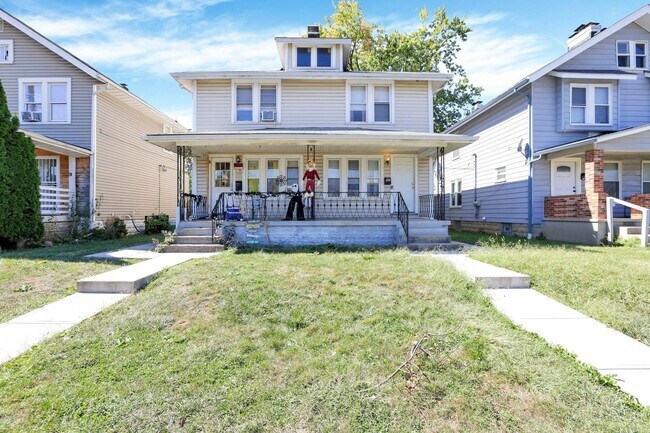Building Photo - 45-47 N Hague Ave
