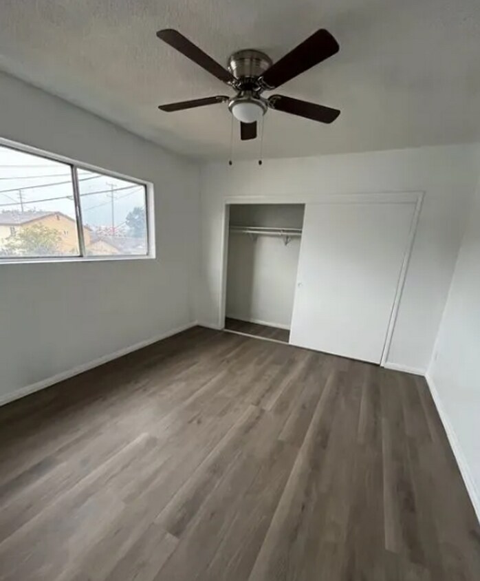 Foto del edificio - 825 E 28th St