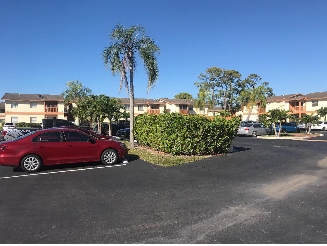 Primary Photo - 1846 Abbey Rd