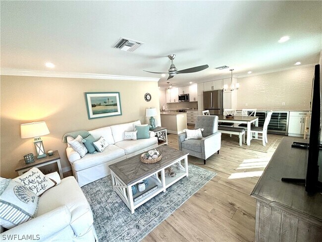 Foto del edificio - 1435 Curlew Ave