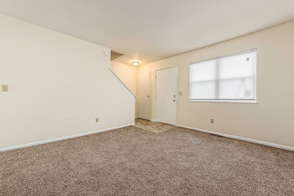 1722 Riverbend Rd Unit 1722, Columbus, OH 43223 Apartment for Rent in Columbus, OH