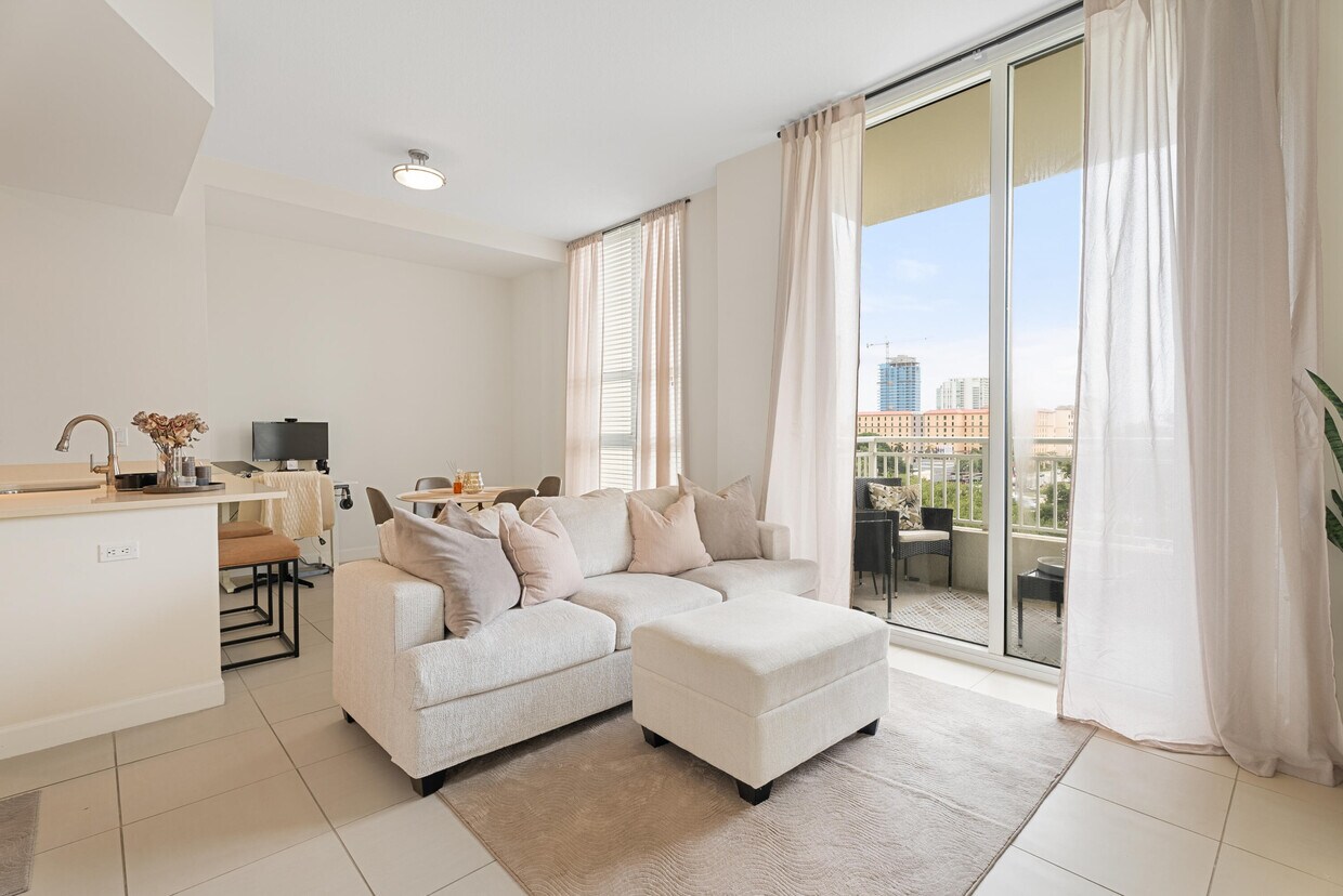 Foto principal - 480 Hibiscus St