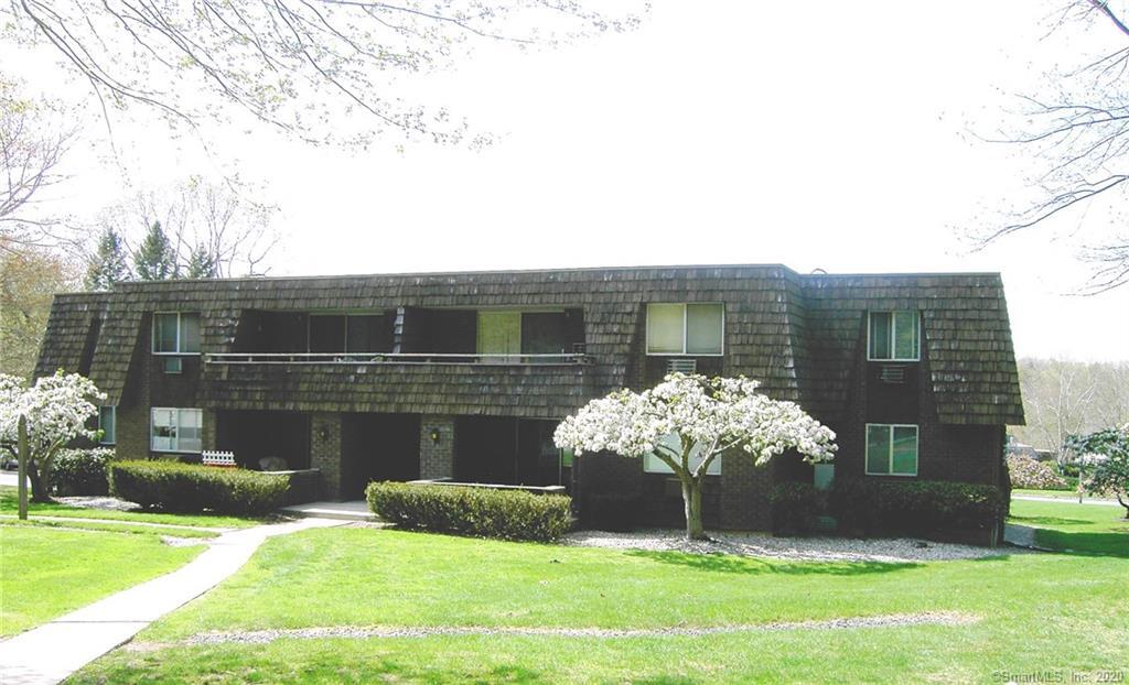 Primary Photo - 30 Stony Brook Dr