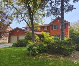 Building Photo - 82 Windermere Crescent