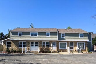 Building Photo - 609 Higgins Ave
