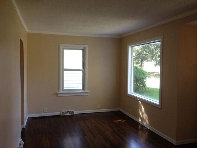 Foto del edificio - House for Rent