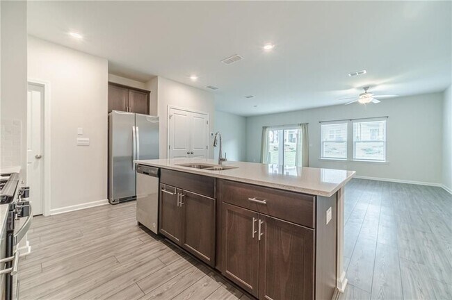 Foto del edificio - 1412 Villageside Ct