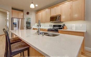 Building Photo - 16711 SW 134th Terrace