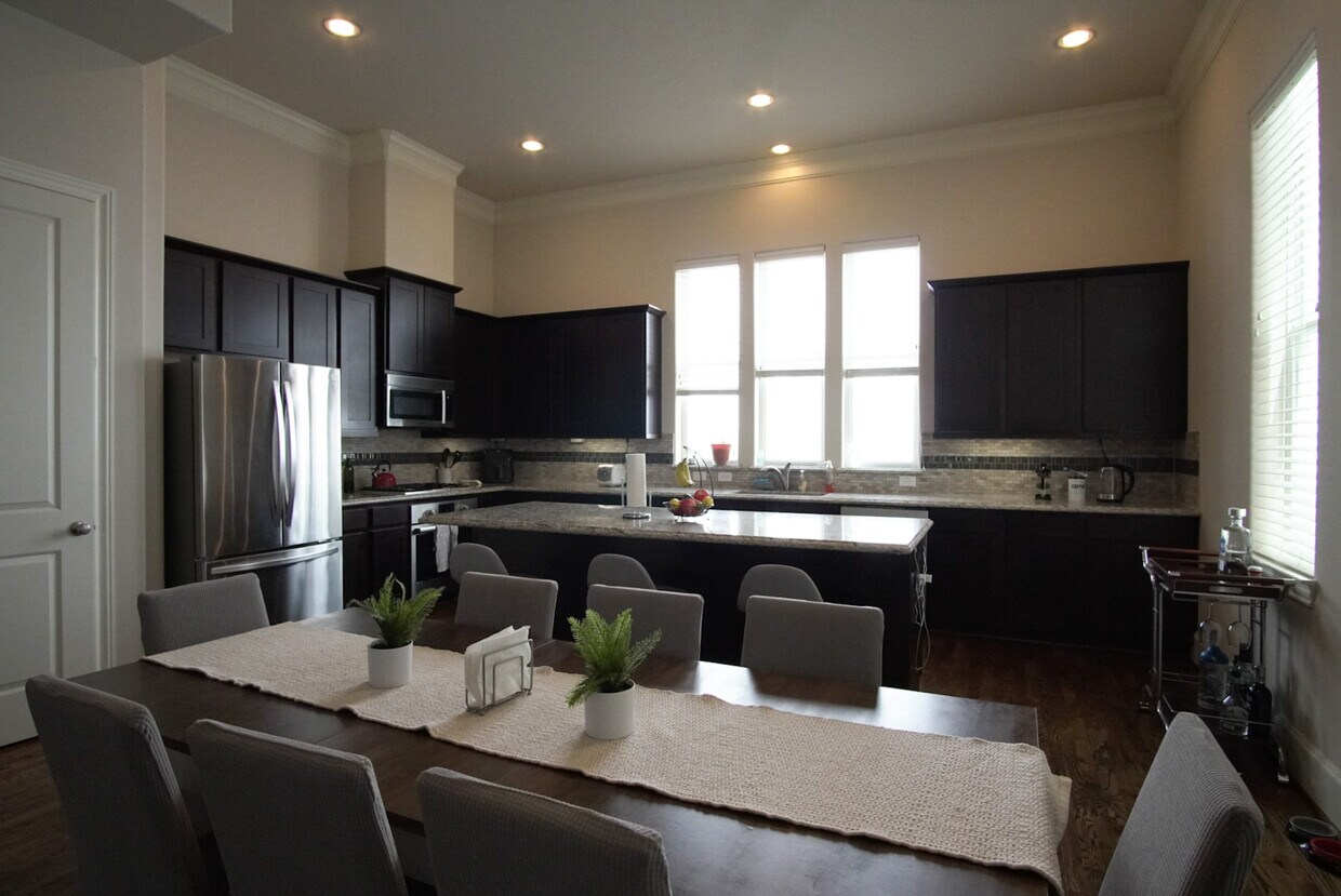Kitchen and Dining - 2330 Hutchins St