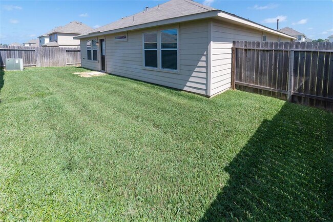 Foto del edificio - 2511 Montecito Ln