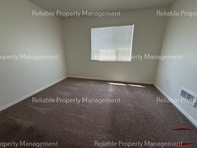 Building Photo - 1312 Midway Ave