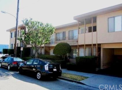 Primary Photo - 401 W Wilson Ave
