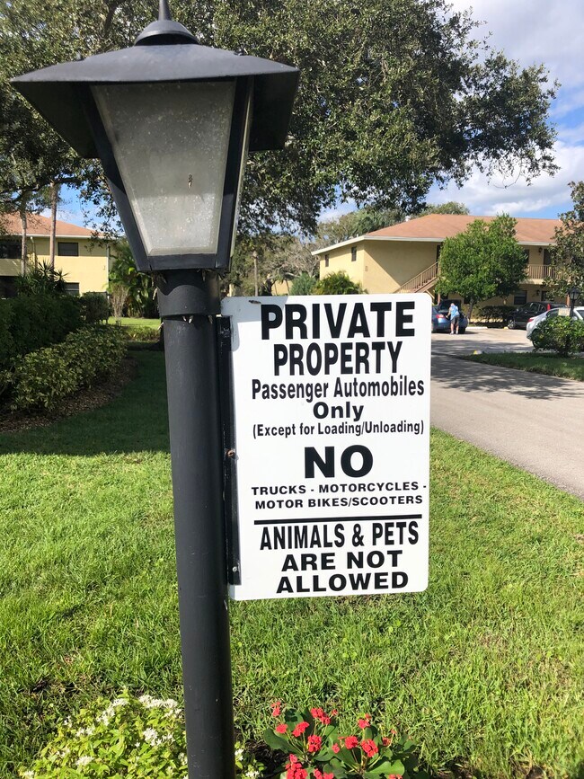 Foto del edificio - 400 18th St