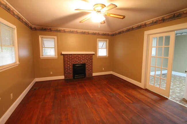 Building Photo - Exclusively Offered by Muse Realty, LLC