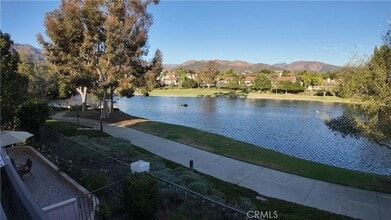 Building Photo - 32 Vista-Lago