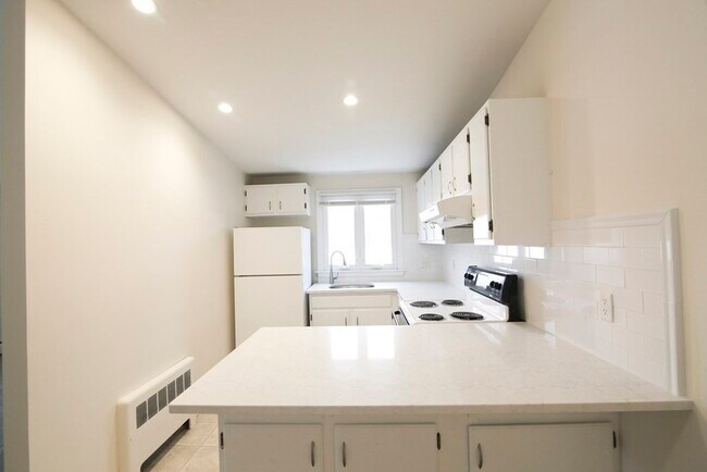 Foto del edificio - 118 Pleasant St