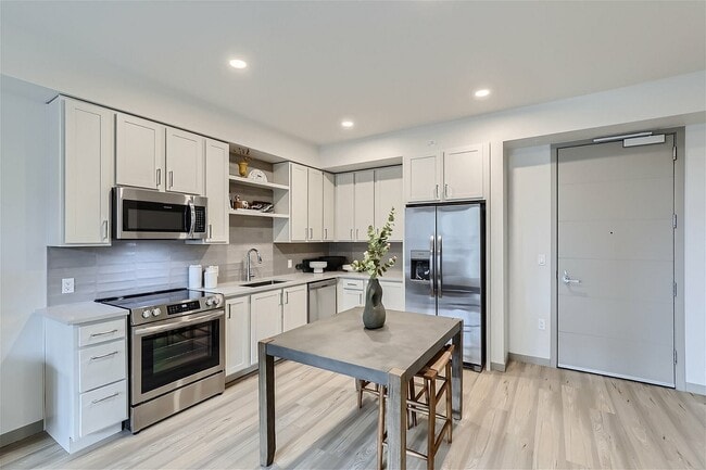 Sophisticated Spaces to Savor - Skyline at Highlands