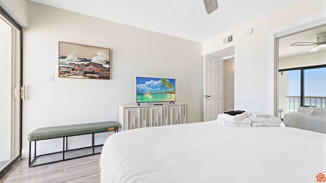 Foto del edificio - 556 Coral Ct