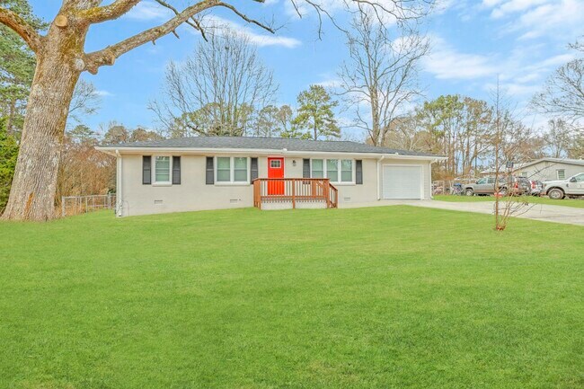 Foto del edificio - 2589 Poplar St