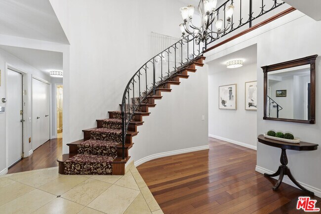 Foto del edificio - 5507 Bluebell Ave