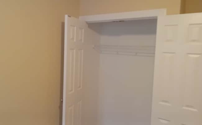 Building Photo - 2221 Mountain Mist Ct