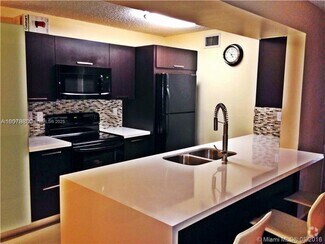 Building Photo - 4652 NW 97th Pl
