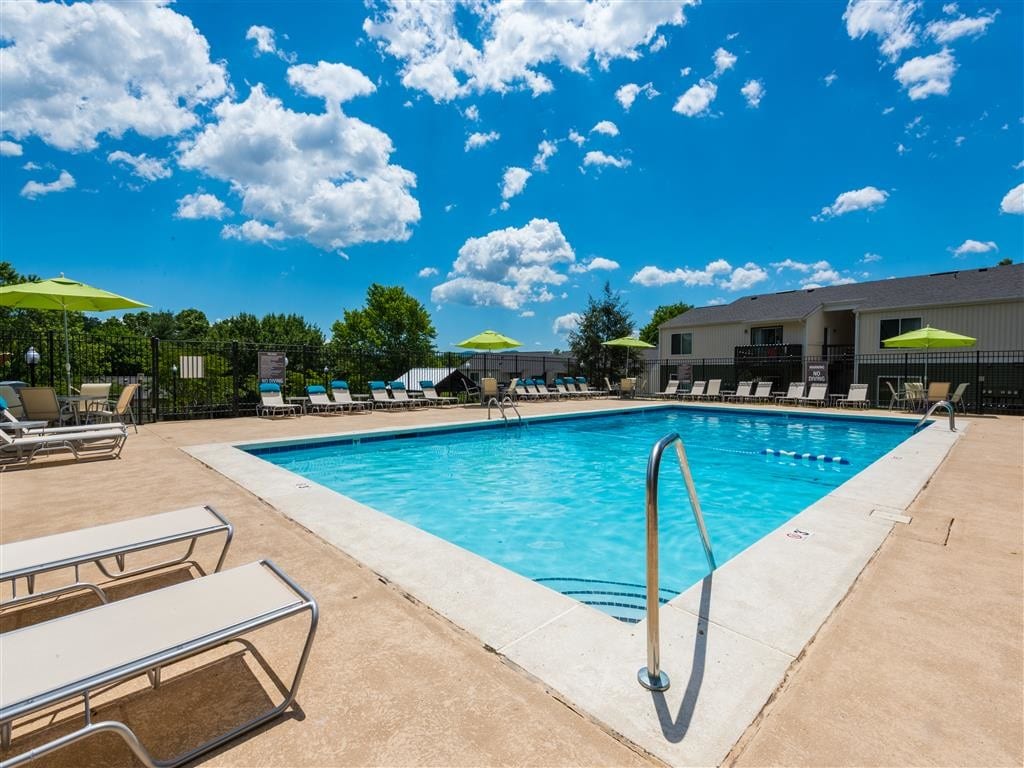 Hawthorne at Bear Creek Apartments in Asheville, NC