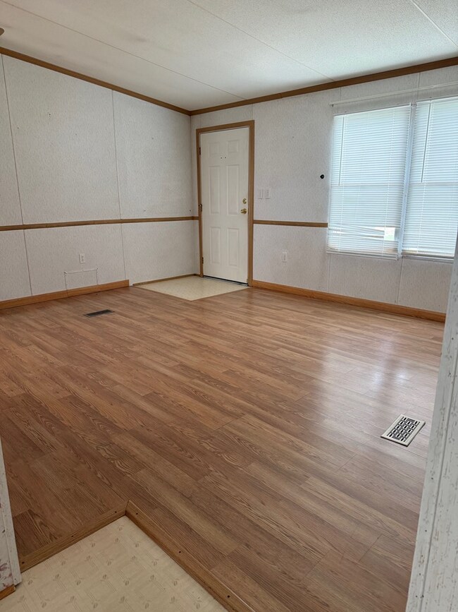 Foto del edificio - 7114 Maple St