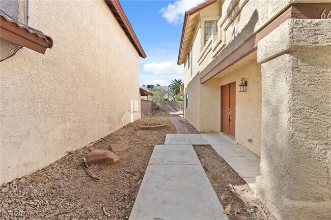 Building Photo - 6609 W Joe Michael Way