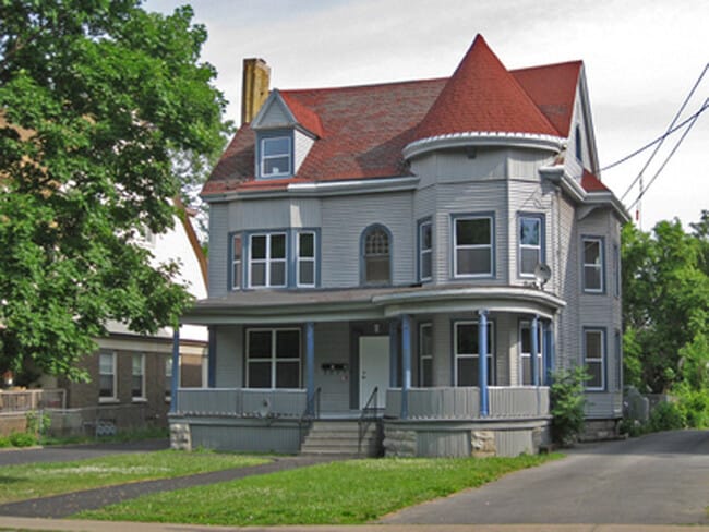Building Photo - 1531 E Genesee St