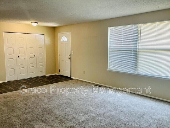 Building Photo - 4669 E 115th Ct