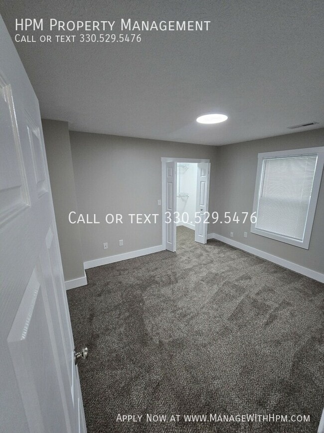 Building Photo - 2497 Zircon St NE