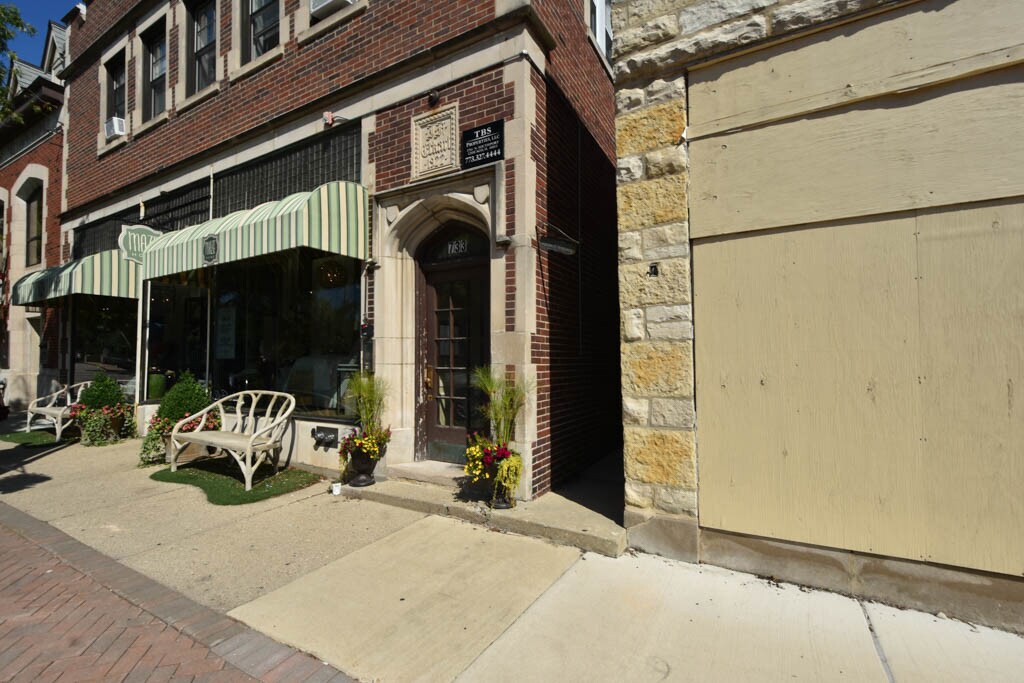 731731 Elm Unit D403, Northfield, IL 60093 Condo for Rent in