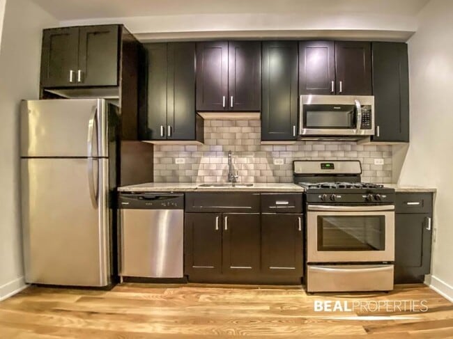 Building Photo - 0 bedroom in CHICAGO IL 60625
