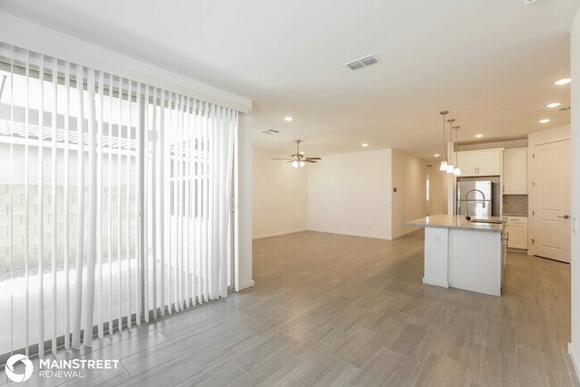 Building Photo - 40526 W Williams Way