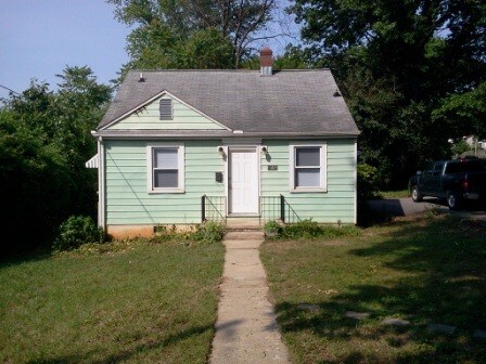 Primary Photo - 414 S Castle St