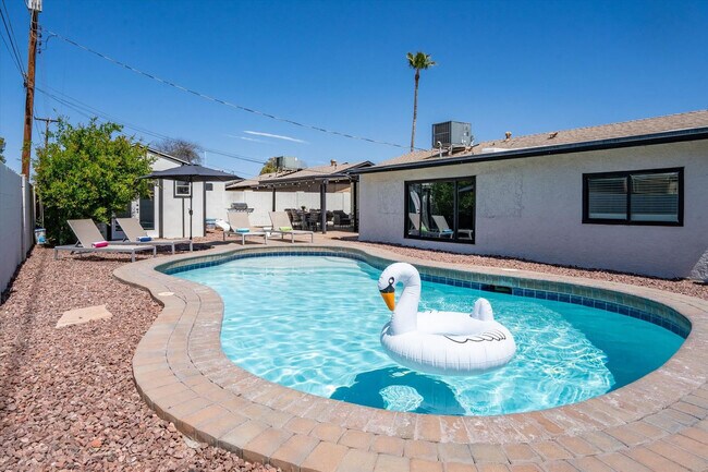 Foto del edificio - 4920 N 85th St