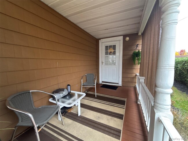 Foto del edificio - 30 Hicks Ln