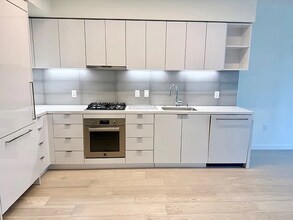 Building Photo - 88 Arkansas St