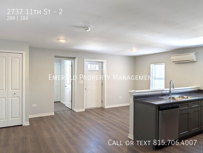 Foto del edificio - 2737 11th St