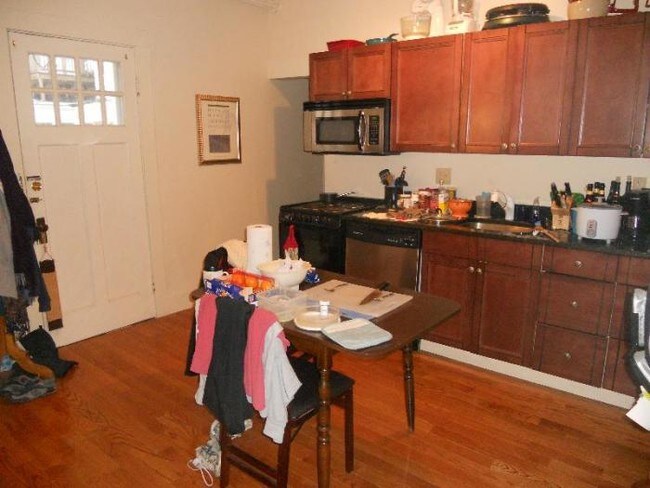 Building Photo - 1 bedroom in Nahant MA 01908