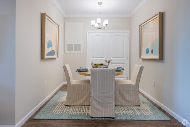 2BR, 2BA - 1,096 - Sierra - Dining Room - Edenbrook Ridge