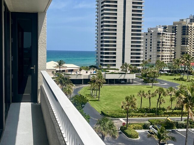 Foto del edificio - 5550 N Ocean Dr