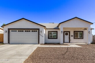 Building Photo - 4229 N 32nd Ave