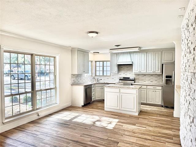 Building Photo - 4084 Purdue Ave