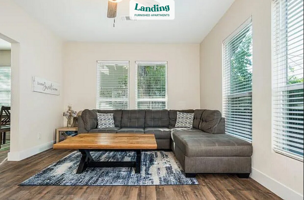 812 Centre St Unit 1.1320832, Dallas, TX 75208 Room for Rent in