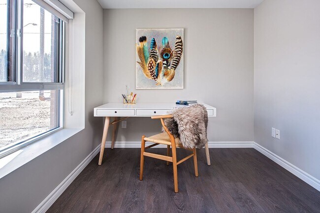 Photo du bâtiment - 996 Paisley Rd