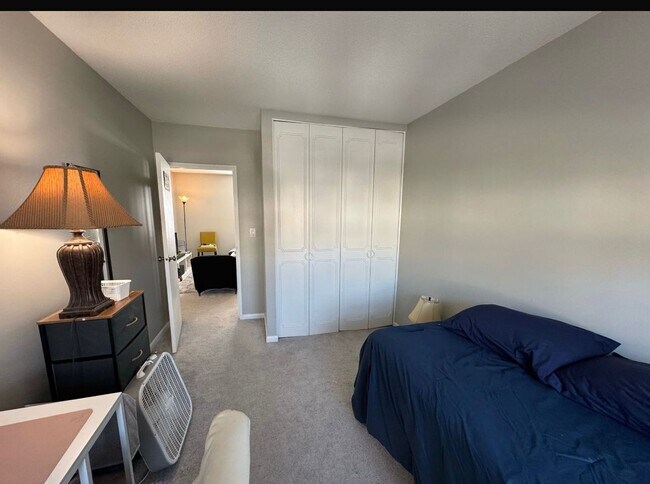 Foto del edificio - 149 Lake Shore Rd