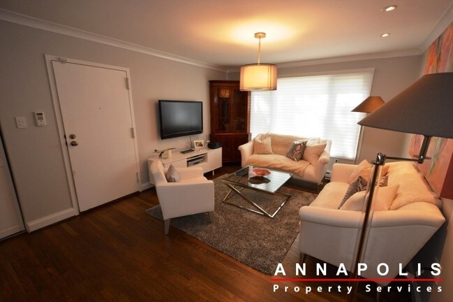 Building Photo - 302 dreams landing way