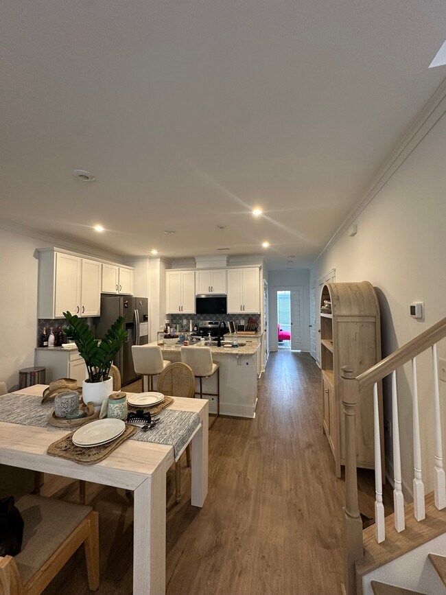 Foto del edificio - 2343 Whitewing Ln